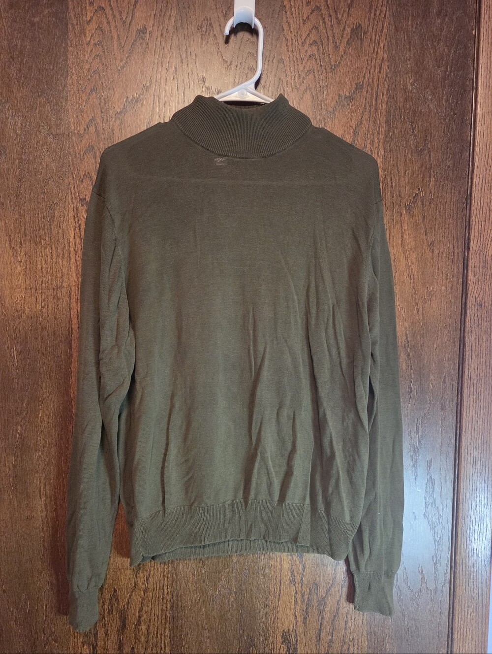 Jos. A Bank Men's Olive Green Mock Neck Silk Shirt